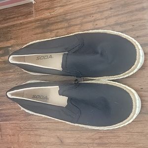 Black Soda slipons